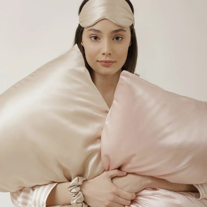 2бр.САТЕНЕНИ КАЛЪФКИ